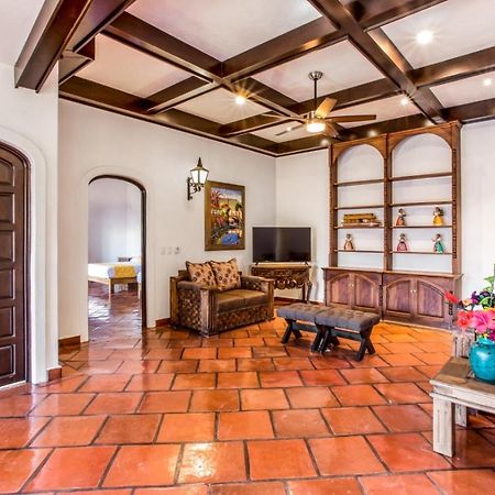 Caroline Bella Bed & Breakfast Ajijic Zewnętrze zdjęcie